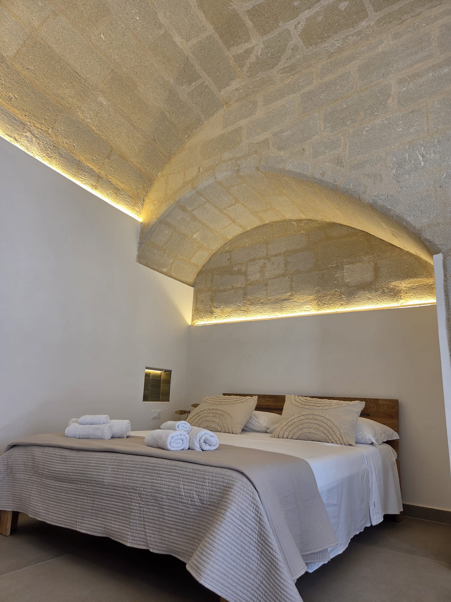 Tra mare cristallino e tradizione siciliana: la tua vacanza alle Egadi inizia&nbsp;qui